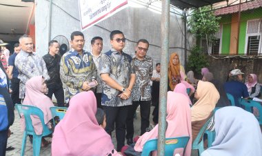 Wali Kota Langsa Tinjau Langsung Proses Penyaluran Jadup dan Sapa Warga di Lokasi