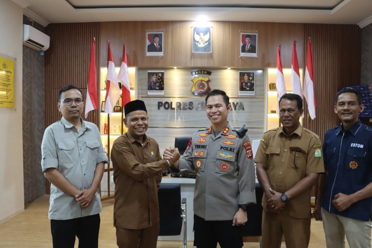 Kapolres Pidie Jaya Terima Silaturahmi Kacabdin Pendidikan, Bahas Sinergi Dunia Pendidikan