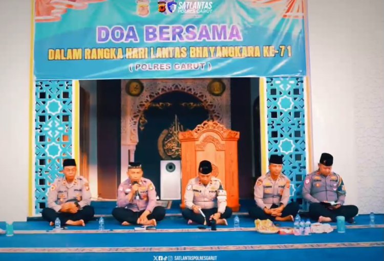 Jelang Peringati HUT Lalu Lintas ke-71, Satlantas Polres Garut Gelar Doa Bersama Sebagai Wujud Rasa Syukur