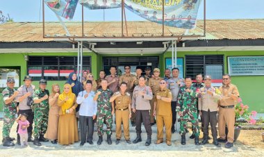 Sinergitas TNI-Polri di Banjit, Kapolsek dan Camat Beri Ucapan HUT TNI ke-81