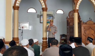 Jumat Keliling di Masjid Sabilul Jannah, Kapolres Nagan Raya Perkuat Silaturahmi dan Ajak Masyarakat Jaga Kamtibmas