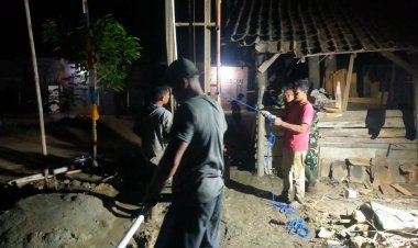 Malam Bukan Penghalang, Satgas TMMD dan Warga Gunung Sangkaran Berjuang Cari Sumber Air