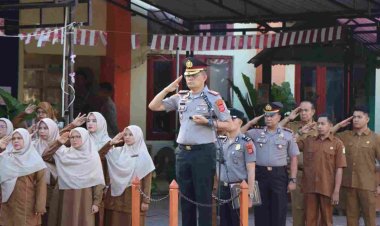 Kapolres Aceh Selatan Jadi Irup di SMAN 1 Tapaktuan, Tekankan Literasi Digital dan Bahaya Hoaks