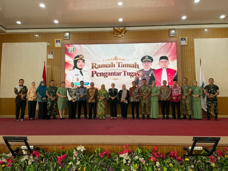 PERKUAT SINERGITAS FORKOPIMDA, DANDIM 0427/WAY KANAN HADIRI RAMAH TANAH DAN PENGANTAR TUGAS KEJARI WAY KANAN