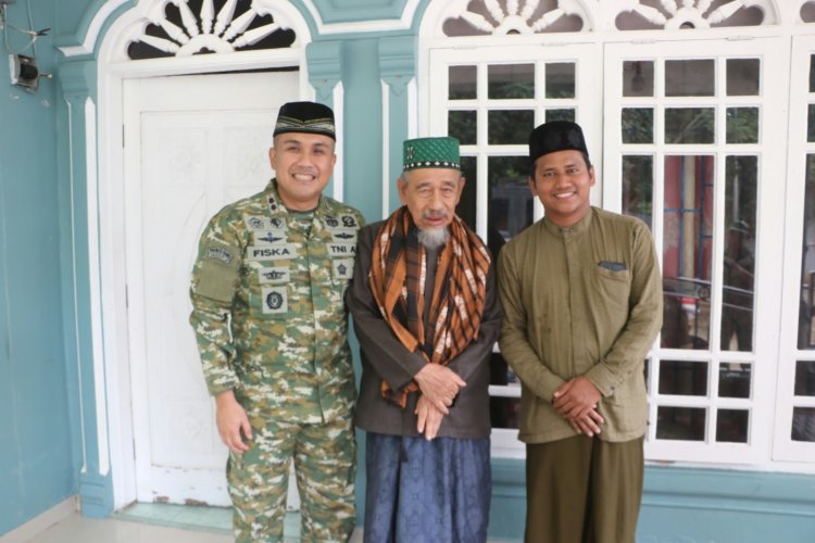 Pererat Silaturahmi Ulama dan TNI, Dandim 0104/Aceh Timur Sambangi Pimpinan Ponpes Al-Maimamah