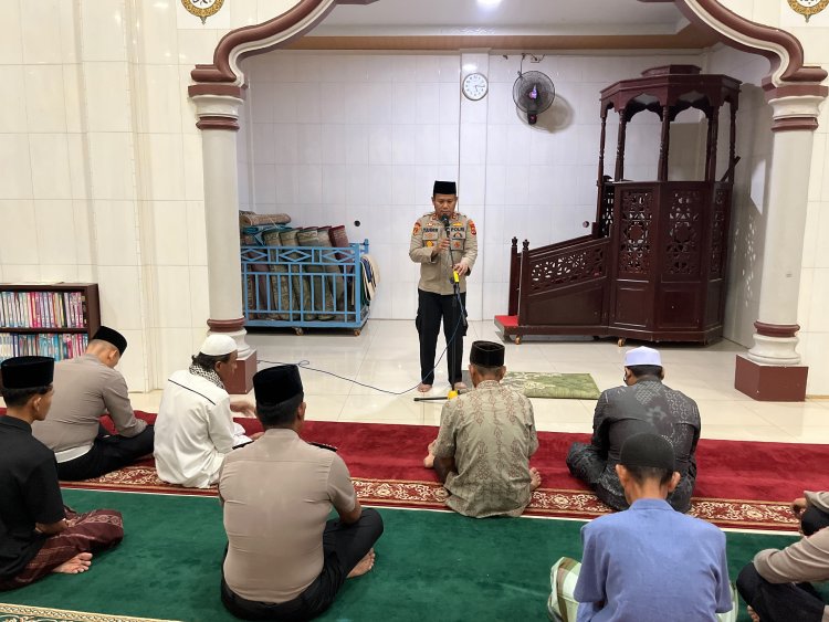 Kapolres Bireuen Gelar Subuh Keliling, Ajak Masyarakat Cegah Narkoba, Bullying dan Hindari Judol