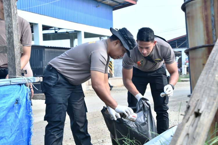 Polres Aceh Timur Dorong Pelestarian Lingkungan Melalui Green Policing di TPI Idi