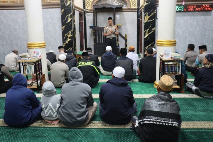 Subuh Keliling, Kapolres Aceh Tengah Ajak Peduli Keamanan Lingkungan, Kebersihan, Awasi Anak, dan Cegah Narkoba