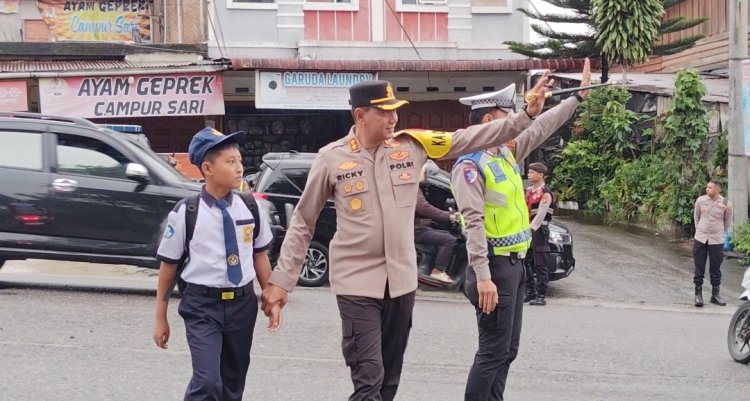 Kapolres Bener Meriah Turun Langsung Laksanakan Strong Point, Pastikan Keselamatan Anak Sekolah Dan Masyarakat