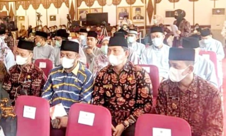 Wabup Tanjabbar Hadiri Pengukuhan KDEKS Provinsi Jambi