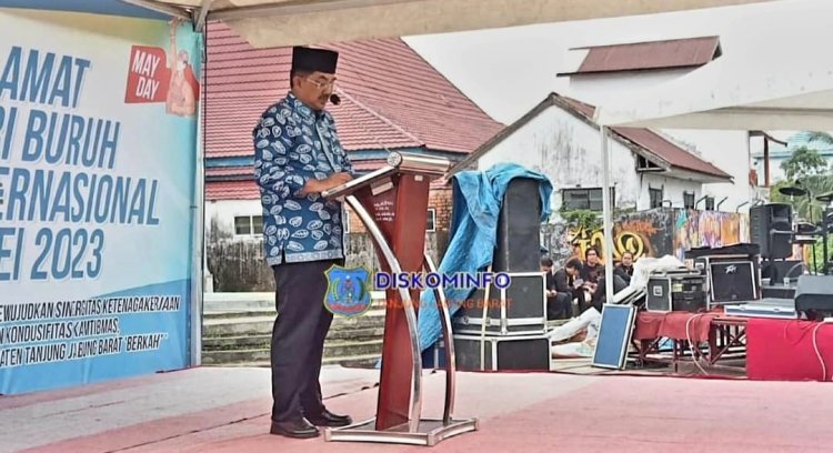 Bersama Wabup, Bupati Tanjabbar Hadiri Peringatan May Day