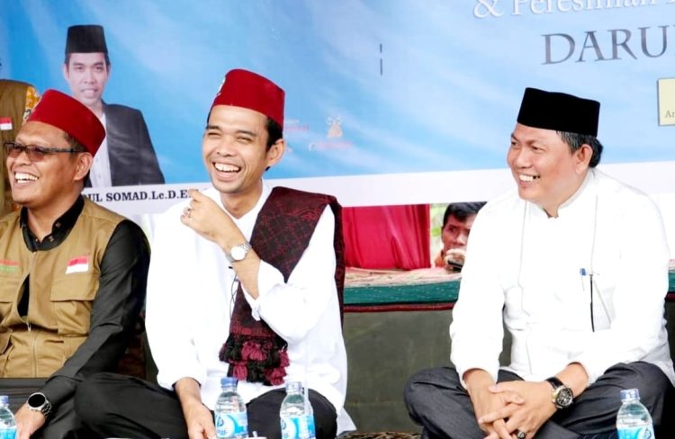 Wabup Tanjabbar Hadiri Tabligh Akbar Bersama UAS di Desa Purwodadi