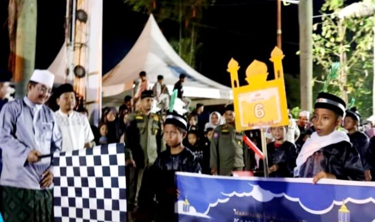 Bupati Tanjabbar Lepas Peserta Festival Arakan Sahur Minggu Ke-Tiga