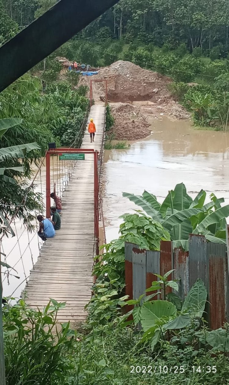 Intensitas Hujan Tinggi,Sungai Way Sekampung Meluap