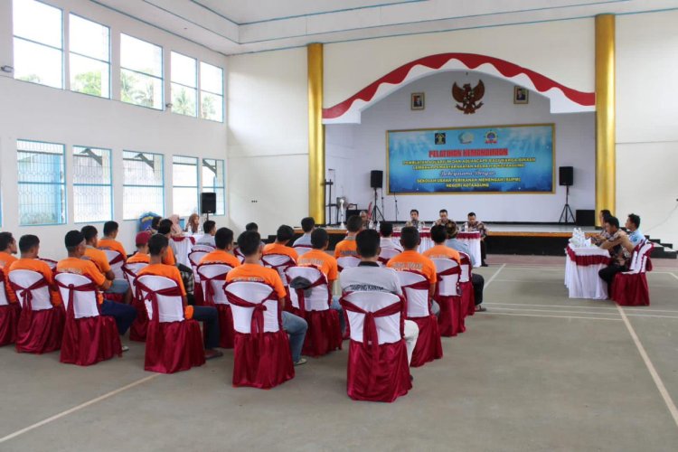 Kalapas Kota Agung,Beni Nurrahman Membuka Sidang TPP Bagi Warga Binaan