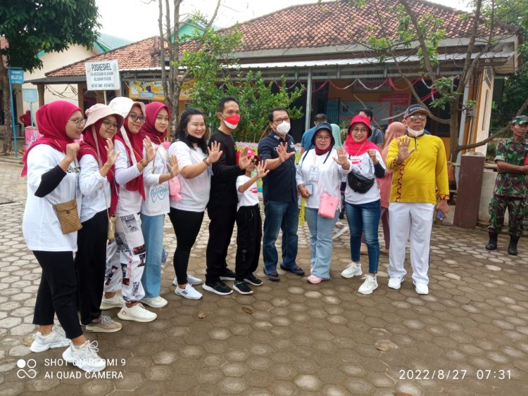 Walikota Metro Wahdi, MelepasPeserta Jalan Sehat Kelurahan Yosodadi Metro Timur