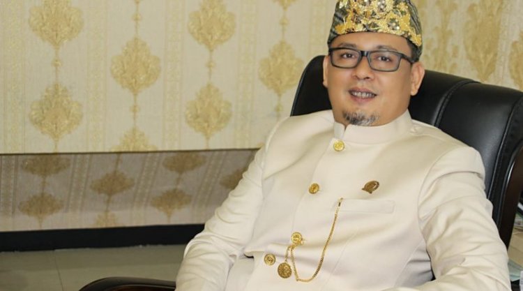 Ketua DPRD Kota Metro : ” Menurut Saya Pejabat Yang Meresmikan Monumen Kota Metro Dinilai Tidak Sesuai Birokrasi “
