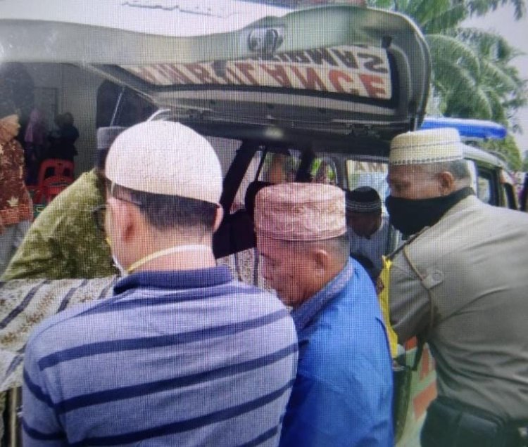 Polsek Air Joman Polres Asahan bersama Bintara Noken Polda Papua Melayat Kerumah Duka Warga yang Meninggal Dunia