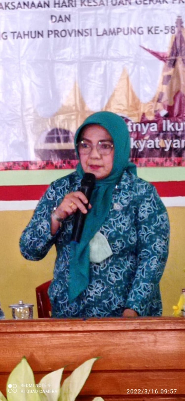 Ketua Bunda PKK Kabupaten Lamteng Di Sambut Camat Trimurjo Di Aula Kelurahan Simbarwaringin
