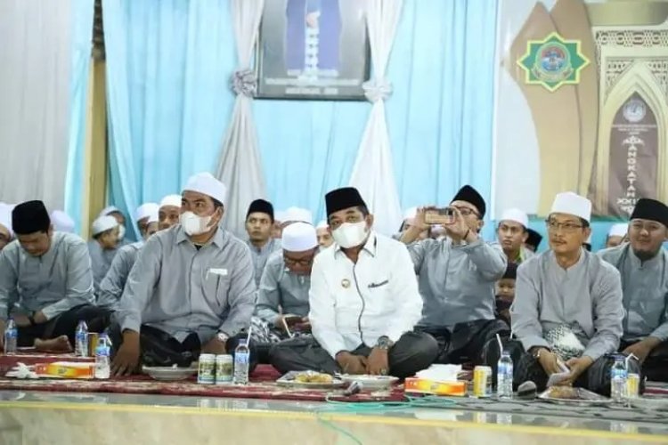 Bupati Ustadz Anwar Sadat : Rahasia Keilmuan, Nasehat Guru Itu Sangat Berharga !