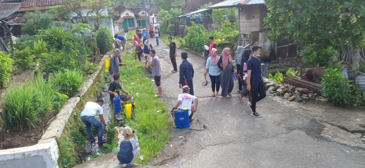 Jumat Berkah, Pekon Penanggungan Kota Agung Adakan Gotong Royong Redaksi 28 Januari 2022 Tanggamus