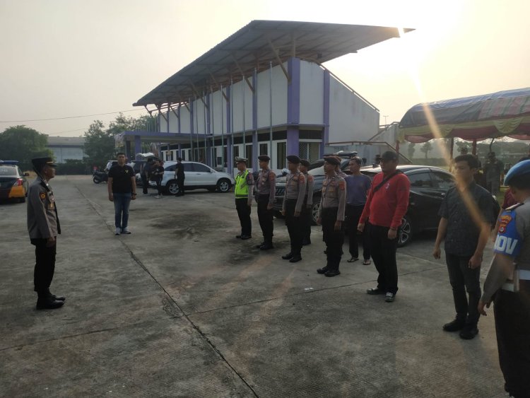 Gelar Apel Pengamanan Kegiatan Pertandingan Sepak Bola dalam rangka Hari Buruh Internasional / May Day Tahun 2023 Kab. Tangeran