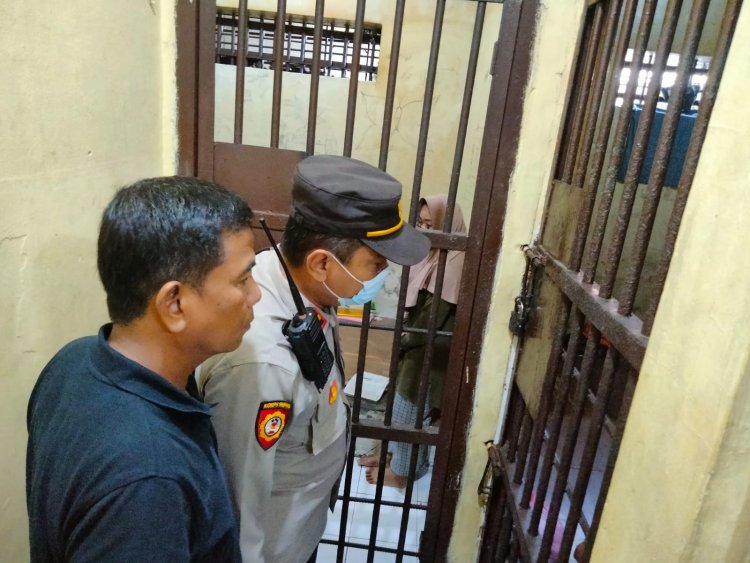 Aipda Purwantoro Kanit Samapta dan Aipda Endang Setiawanto Kasi Humas Cek Dan Kontrol Tahanan