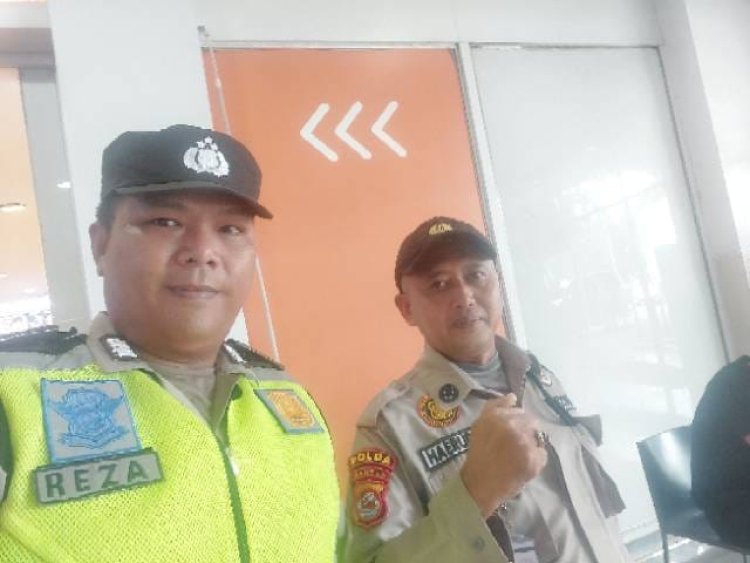 Polsek Cikupa, Bripka Reza Fajar Ariansyah Turut serta Dalam Pengamana Kamtibmas Dengan Program Polisi RW