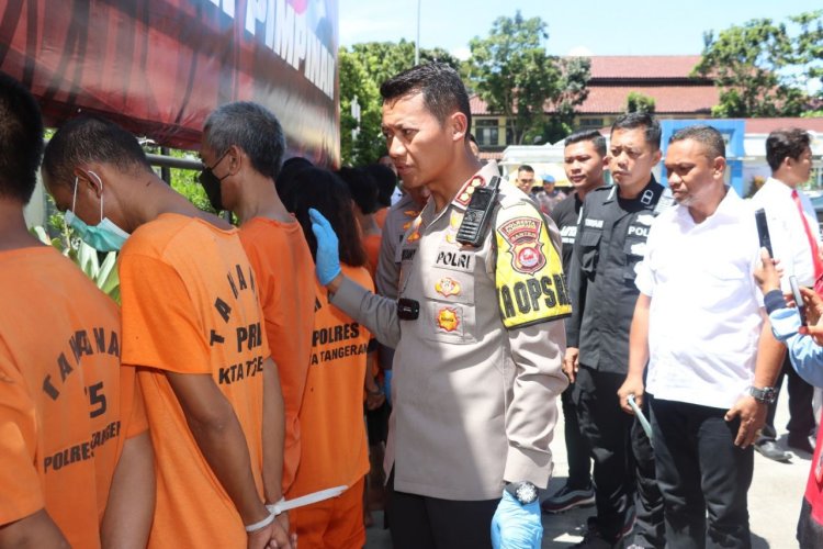 *Gelar Operasi Pekat Maung, Polresta Tangerang Bongkar Kasus Judi, Prostitusi, Peredaran Obat Terlarang, dan Sita Ribuan Botol Miras*