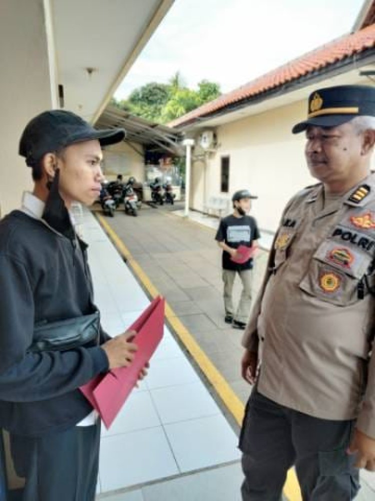 Kanit Binmas Akp Jakariyanta Polsek Cikupa, Sambangi Warga Sukamulya, Program Polisi RW Memberikan Himbauan Tetap Jaga Kamtibmas Wilayah