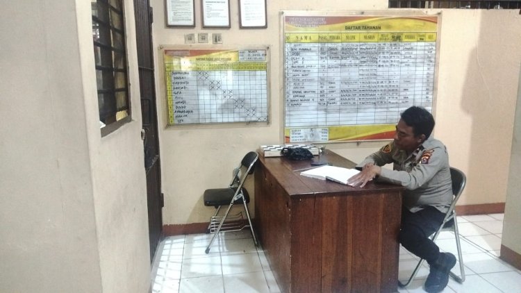 Piket Jaga Tahanan, Isi Buku Mutasi Juga Pengawasan Dengan Kondisi Ruang Tahanan Tetap Kondusip, Juga Tetap Baik