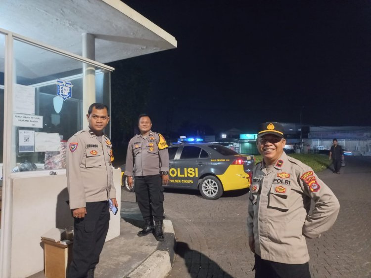 IPDA AGUS LILI. S Pimpin Kegiatan Patroli Ops Cipkon Personil Polsek Cikupa di Darkum Polsek Cikupa