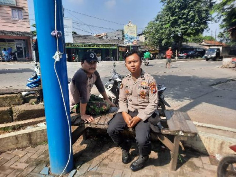 Briptu BAYU PRABOWO Anggota Sabhara Polsek Cikupa, Giat Polisi RW Di Kel. Bojong Kec. Cikupa Tangerang