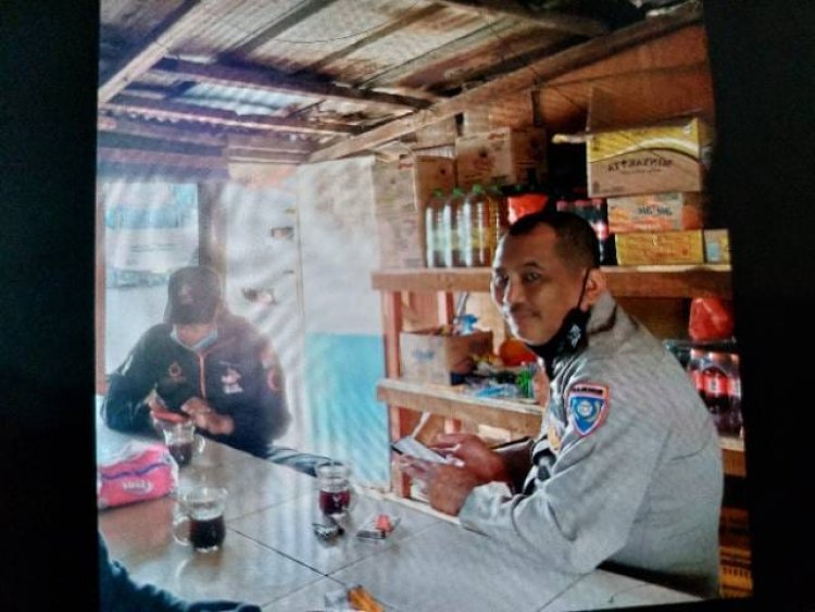 AIPTU MUKHSODIN BHABINKAMTIBMAS POLSEK CIKUPA, Lakukan Kunjungan POLISI RW, Di Kel. Suka Damai Kec. Cikupa