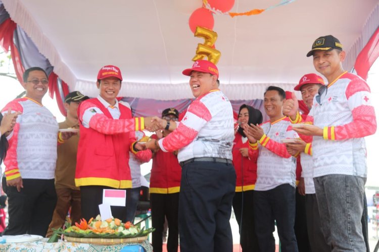 HUT PMI Ke 77  Di Adakan Di Pantai Kerang Mas