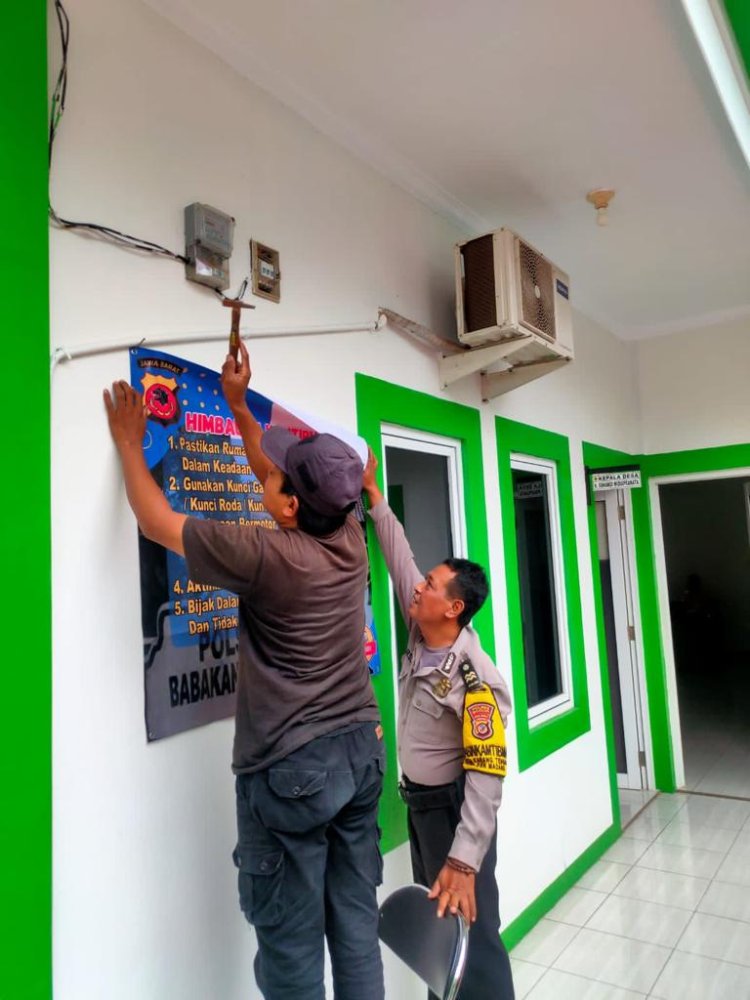 Bhabinkamtibmas Polsek Babakan Madang Polres Bogor Sambangi Warga Sampaikan Pesan Kamtibmas