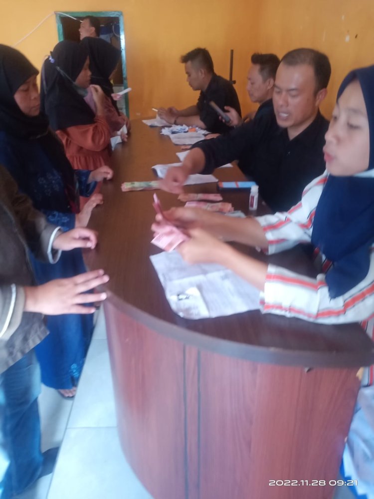Penerima BLT , Sembako , dan PKH di Desa Simpangsari kecamatan Cisurupan kabupaten Garut di Laksanakan Hari ini 