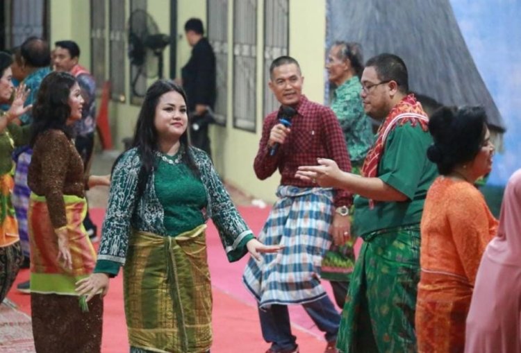 Ratusan Warga Karo Perantauan Gelar Adat Gendang Mburo Ate Tedeh