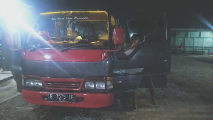 Sopir travel lintas Jawa Sumatera mengeluhkan keamanan kenyamanan lintas barat