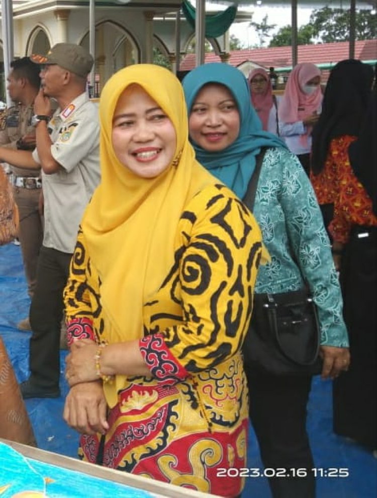 Ketua TP PKK Kab. Lamteng Bersama Ketua TP. PKK Kecamatan Trimurjo Parenting Class Di TK Pembina Simbarwaringin