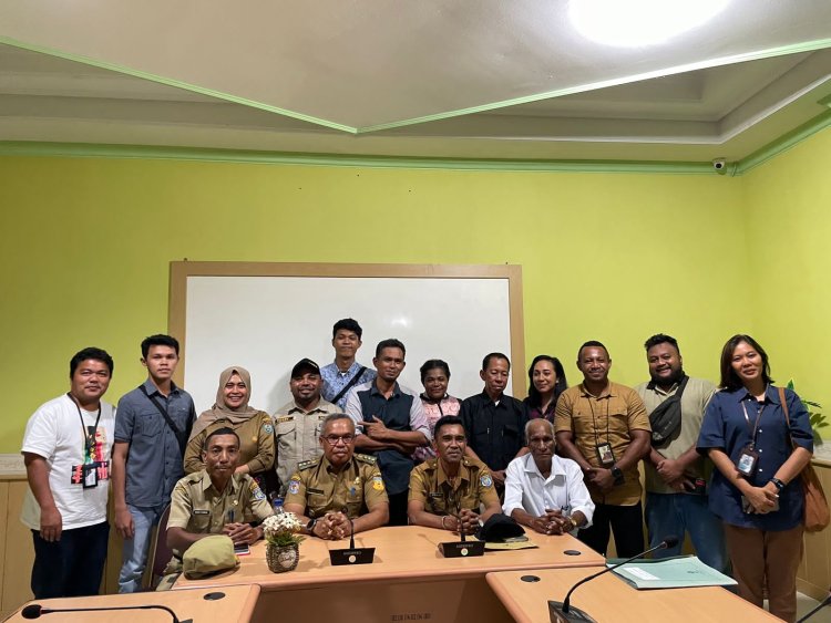 Pererat Sinergitas, Pj. Bupati Cyprianus Mambay Gelar Pertemuan dengan Wartawan Mitra Humas Pemda
