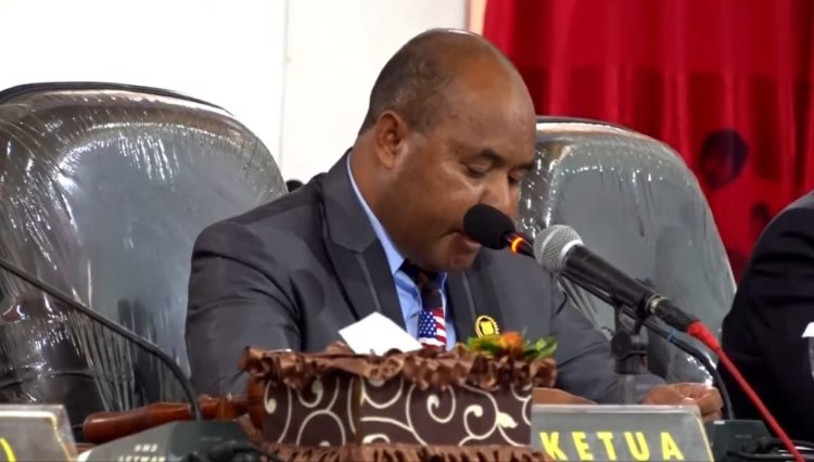 Ketua DPRD ; "Sangat Nyata Akselarasi Pembangunan dan Perubahan Signifikan di Kabupaten Kepulauan Yapen pada Periode Kepemimpinan Tonny dan Frans"