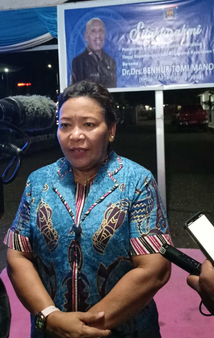 Penempatan Terbanyak Purna STPDN (IPDN) pada Pemerintahan, Bupati Tonny Tesar Peroleh Ucapan Terima Kasih dan Apresiasi dari Ketum DPN IKAPTK Akmal Malik, ini penjelasan Plt. Sekda Erny R. Tania