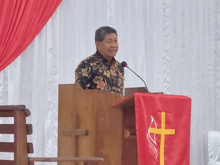 100 Tahun berdirinya GKI Imanuel Serui Kota, "Selain History, Program Gereja Harus Lebih Kreatif dan Inovatif" pesan Bupati Kepulauan Yapen 
