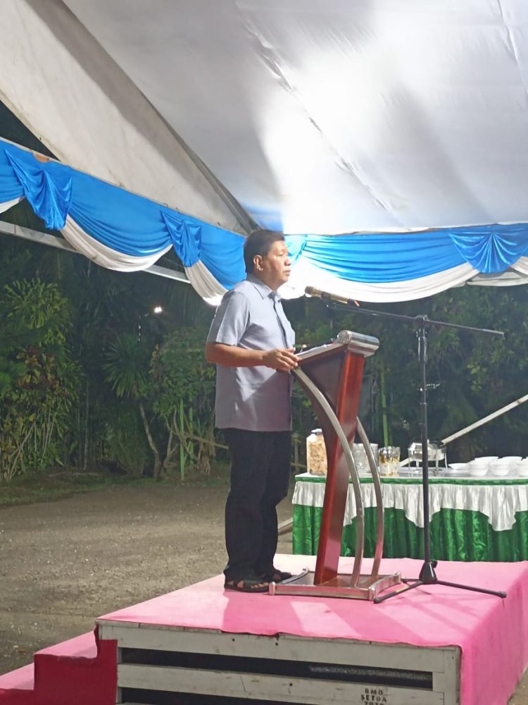 Untuk Kesembuhan Wabup Frans Sanadi, Bupati Kepulauan Yapen Tonny Tesar dan Masyarakat Gelar Ibadah dan Doa Bersama