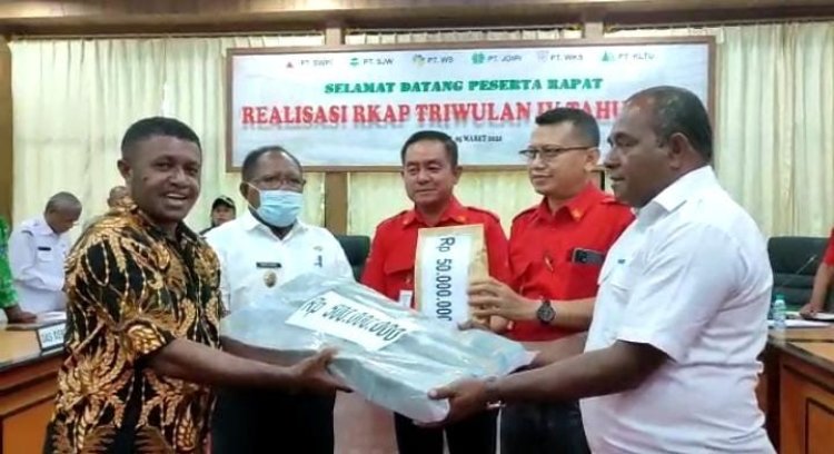 Sebesar "1 Milyar 50 Juta Rupiah" Pembayaran Kompensasi atas Tanah Hak Ulayat oleh PT. SWPI, Kepala Suku Woriasi dan Keluarga Besar Marga Woriasi Menyambut Baik serta Bersepakat