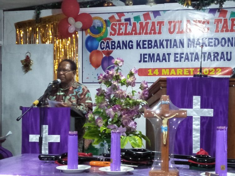 Wakil Bupati Yapen Hadiri Ibadah Syukuran 1 Tahun Cabang Kebaktian Makedonia Tanao