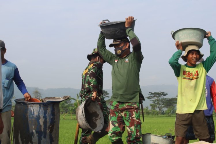 Pra TMMD Reg 113 dilakukan Prajurit Kodim 0723 Klaten Bersama Warga Desa Nanggulan