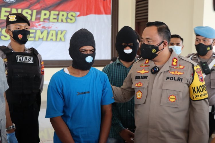 Tangkap Dua Pelaku Pembuat Obat Mercon di Demak, Polisi Amankan 40 Kg Bahan Peledak