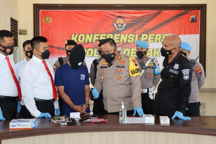 Satreskrim Polres Demak Berhasil Tangkap Pencuri Spesialis Barang Dalam Mobil